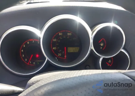 2004 Pontiac Vibe из США, поврежденный, VIN 5Y2SL628X4Z410246